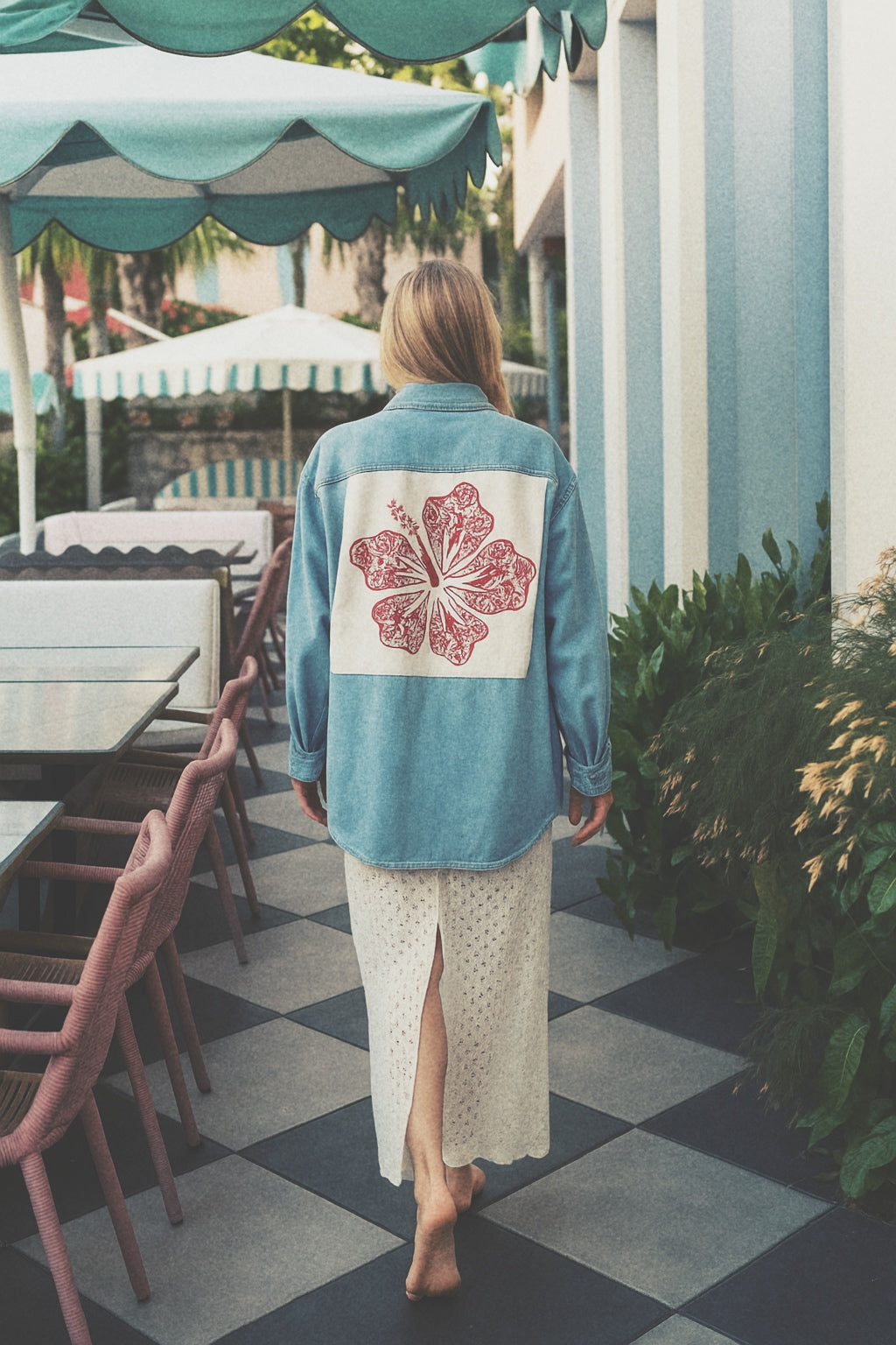 Hibiscus Seashell Button Down